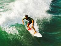 IM电竞投注平台-绿茵场上的双重震撼，西甲德比硝烟未散，尤文风暴席卷那不勒斯