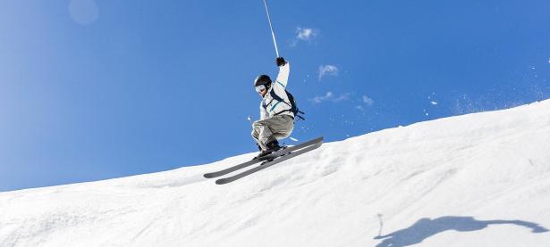 IM竞技-翻盘之夜，霍勒迪的制胜一击与新疆队的韧性奇迹