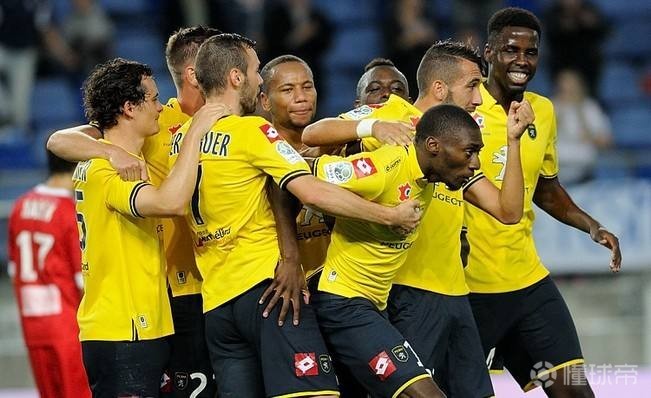 亚眠客场战平昂热，保持不败的简单介绍