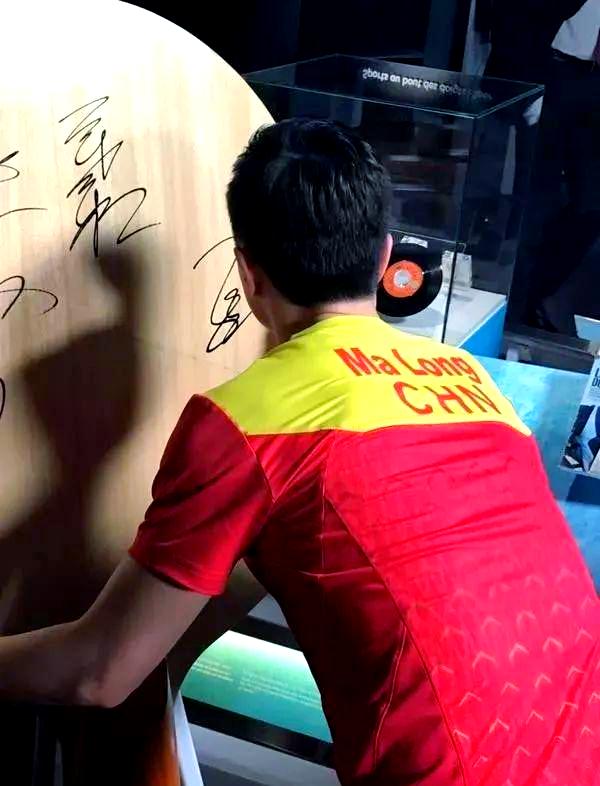 波兰队逆转德国队，马龙惊艳四座