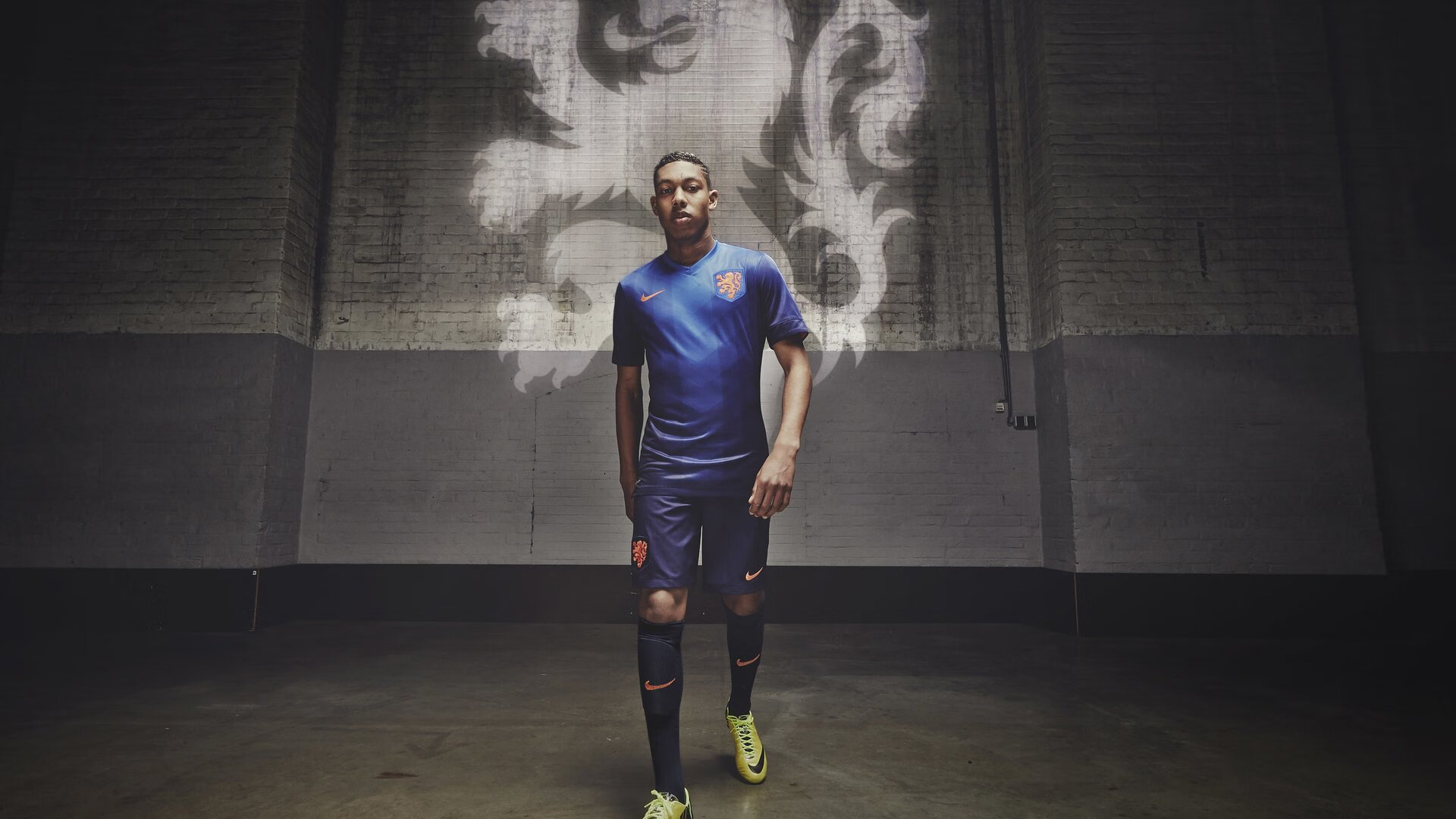 米切尔如入无人之境！浙江队火力全开，深圳防线遭全面压制