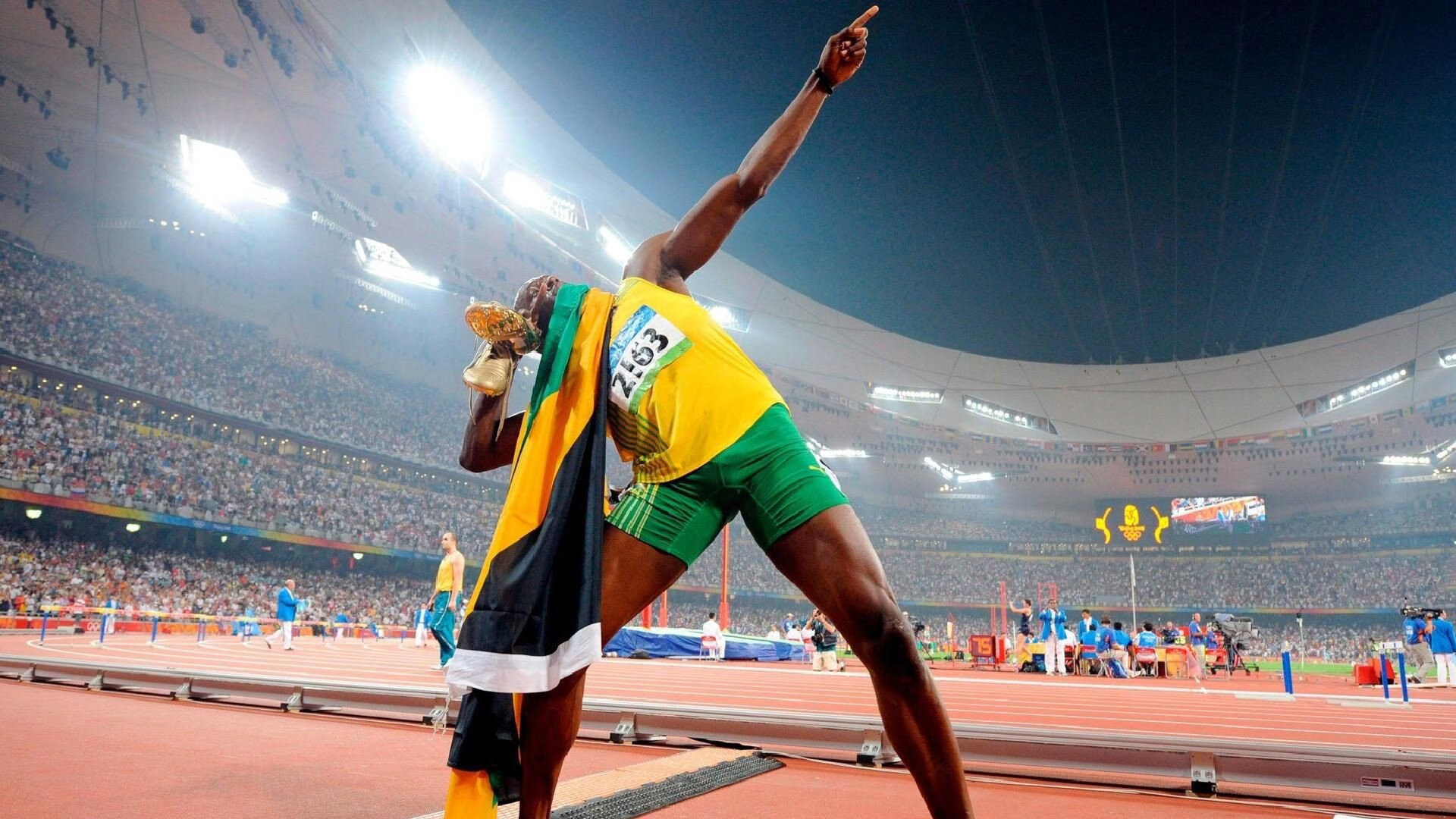 突尼斯轻取曼联，三笘薰成为关键先生