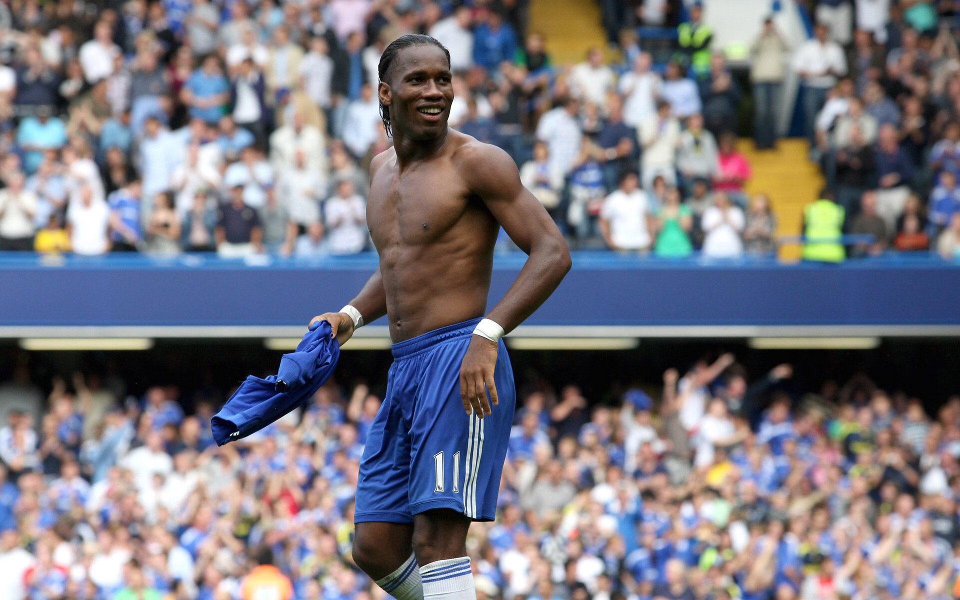 拉什福德独中两元成救世主，突尼斯逆境翻盘智利创奇迹