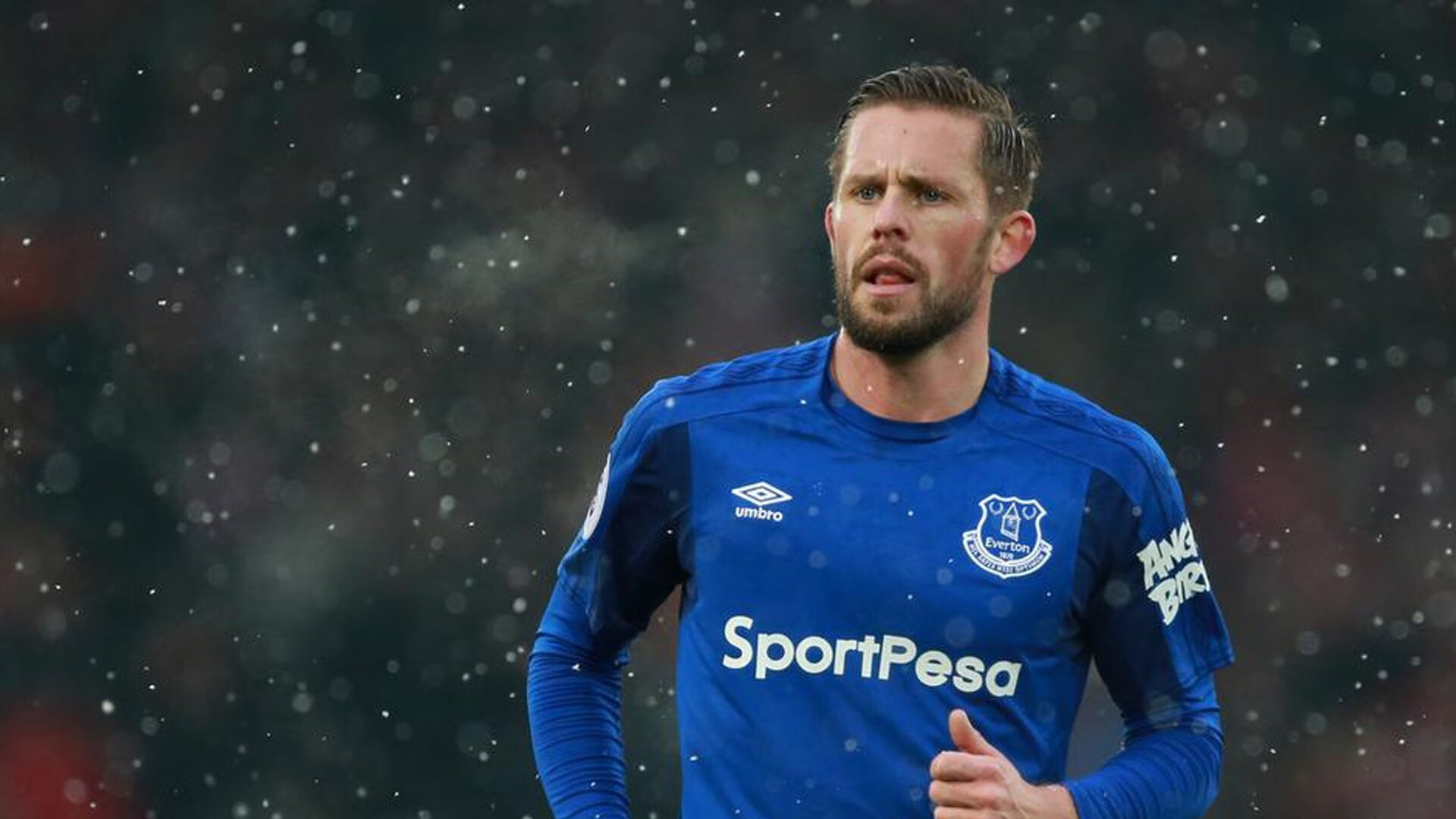 双线战场，新疆铁血战术压制篮网，马克西奥运关键战接管比赛