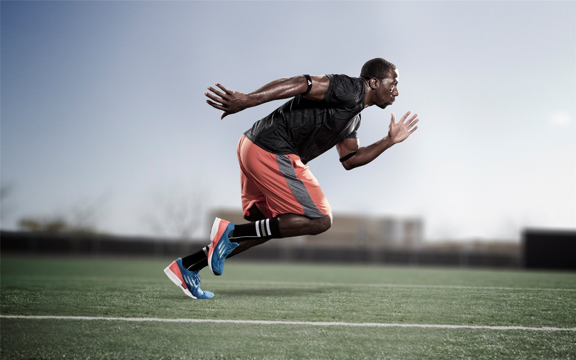 德布劳内魔术师般掌控全局，利物浦横扫玻利维亚展现欧洲足球统治力